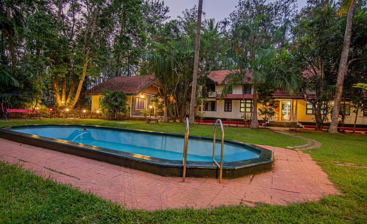Orchid Trails Resort Sultan Bathery Exterior photo