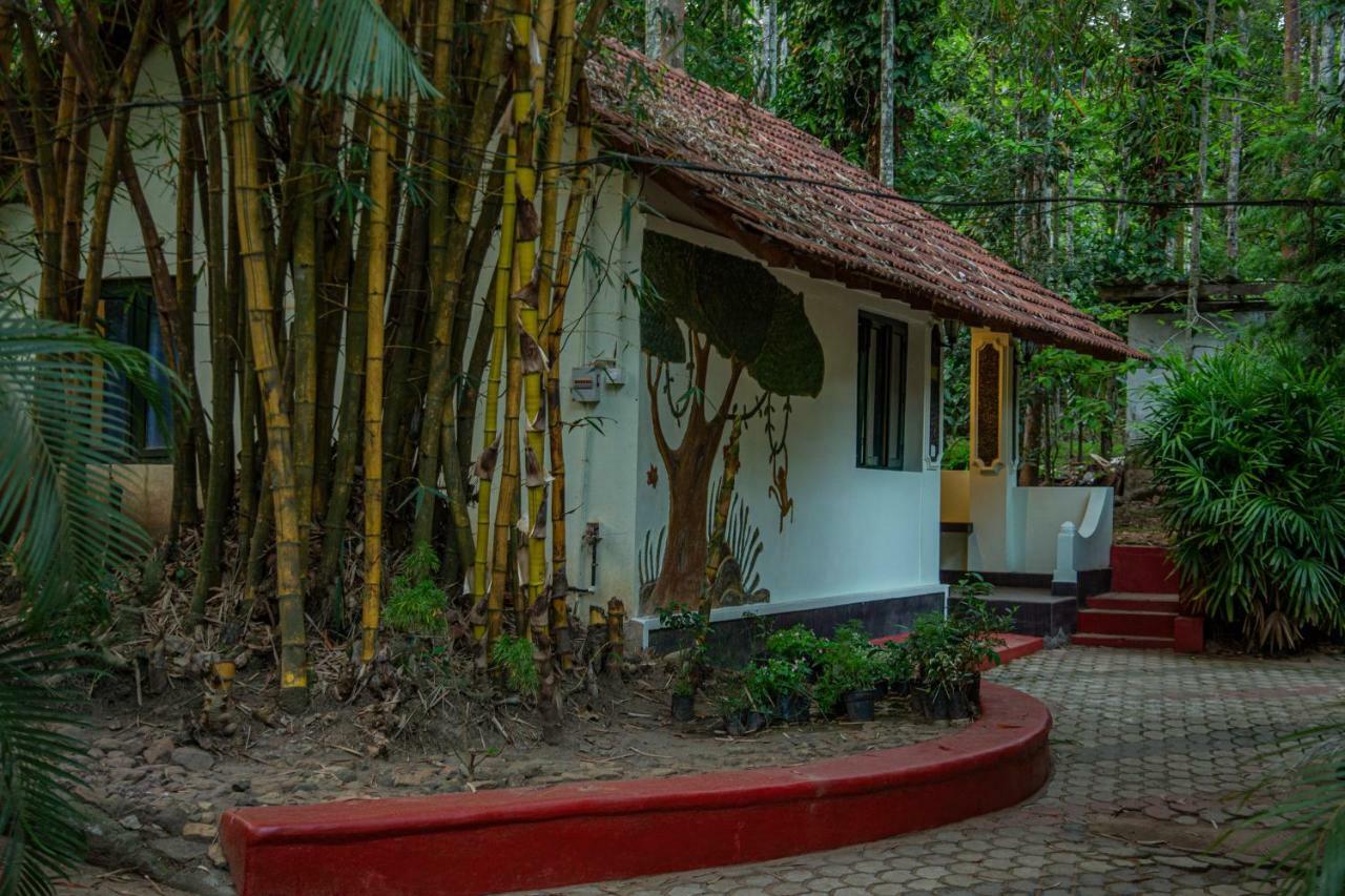 Orchid Trails Resort Sultan Bathery Exterior photo