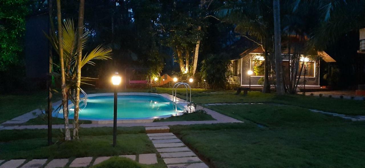 Orchid Trails Resort Sultan Bathery Exterior photo